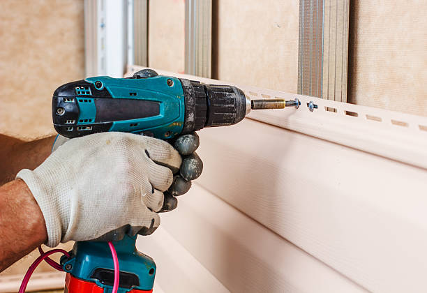 Siding Removal and Disposal in Martin, TN